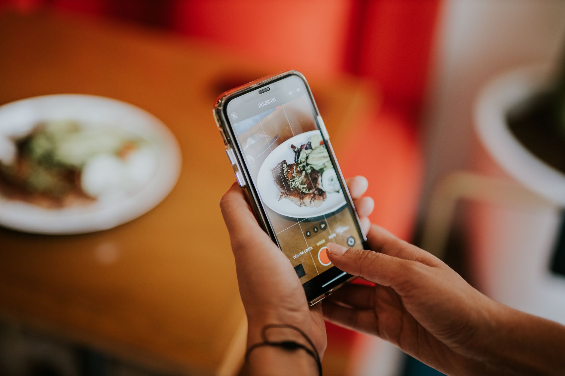 Apple's iPhone Camera App Is Getting an AI Upgrade in iOS 27