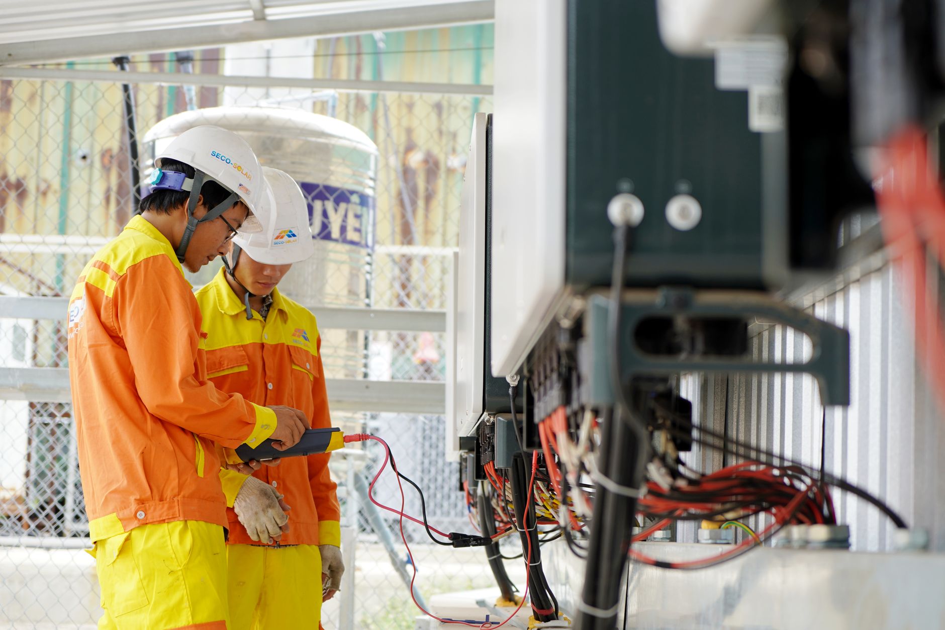 Data centers become "killer application" for new power transformer tech