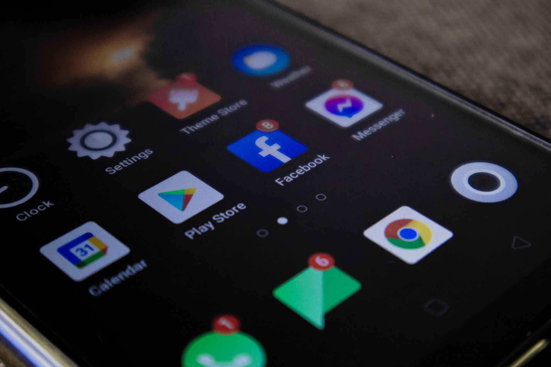 Google's anti-nausea Motion Assist dots finally rolling out on Android