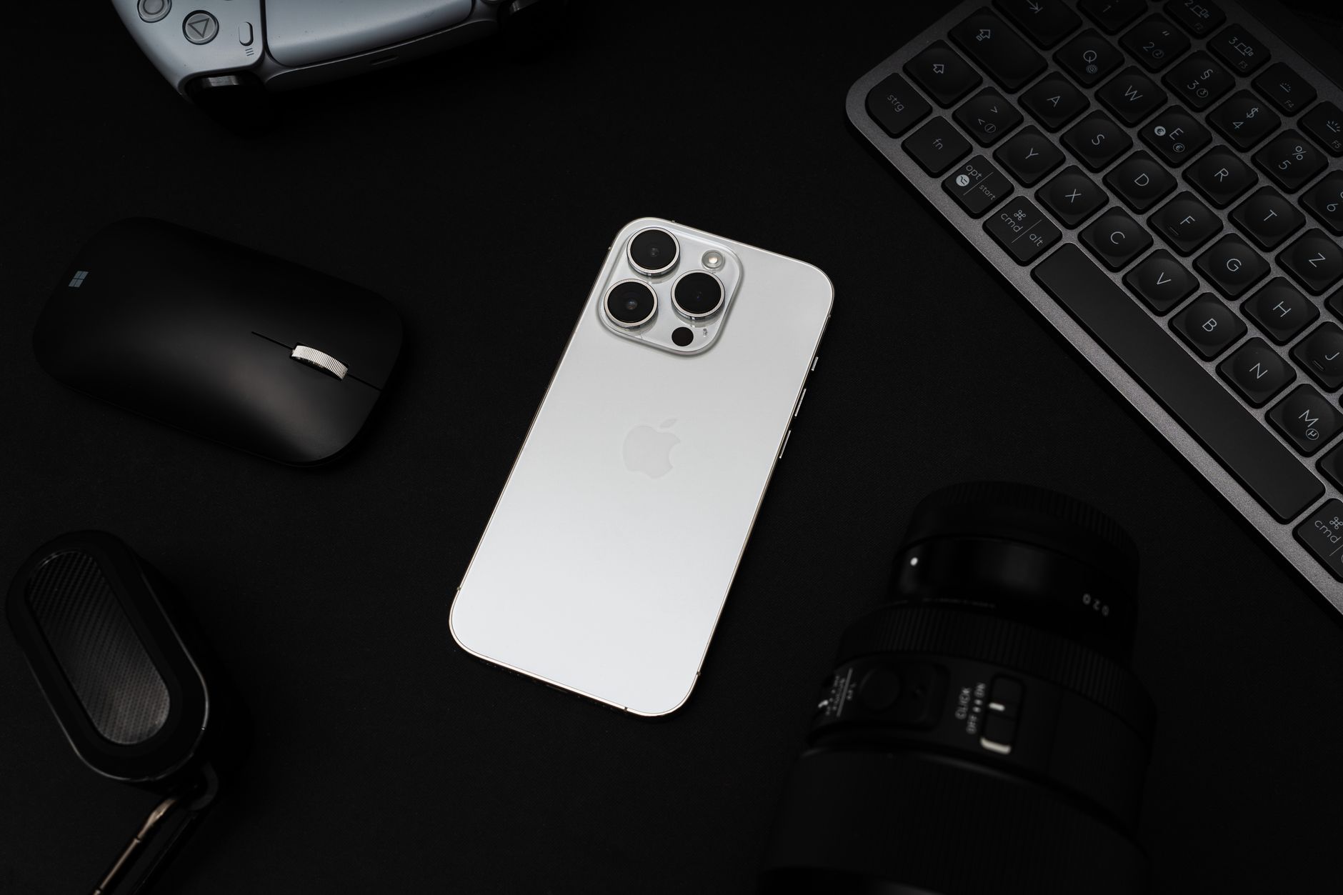 Stop Touching Your Keyboard. Use This AI-Powered Microphone Instead
