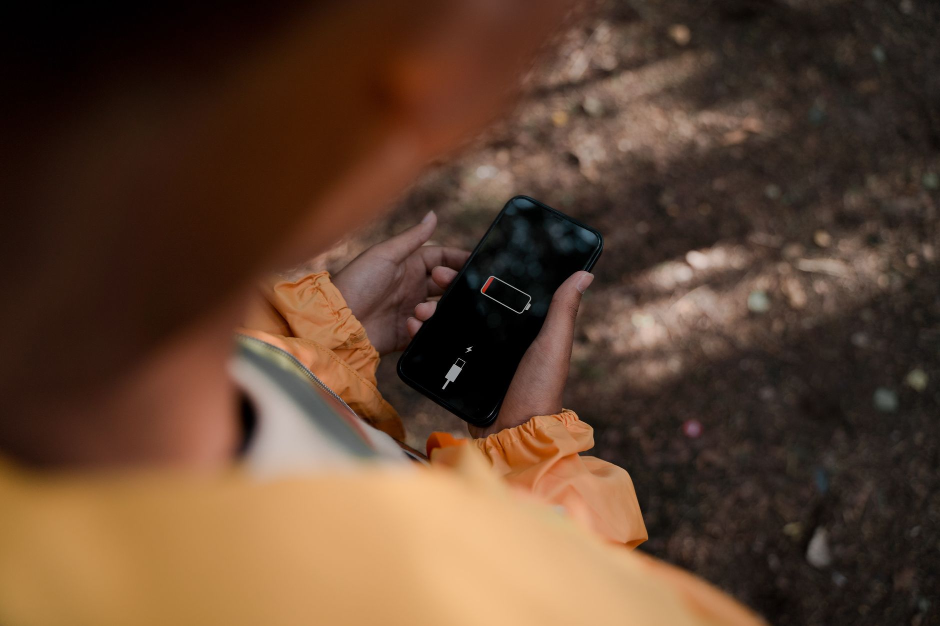 Your iPhone Gets Stolen. Then the Hacking Begins